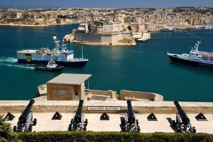 una vista del port de La Valletta